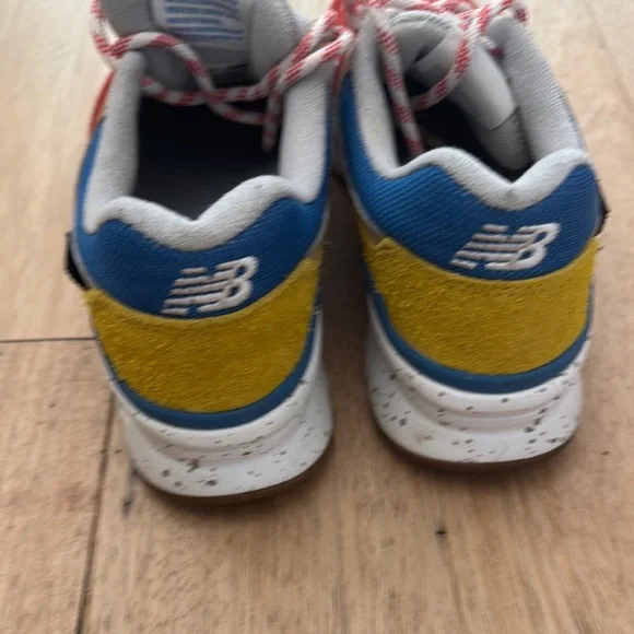 New Balance Red and Blue Retro Sneakers - Picture 3 of 8